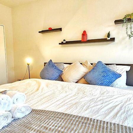 فيلا Stratford City - Luxe House With Garden لندن المظهر الخارجي الصورة