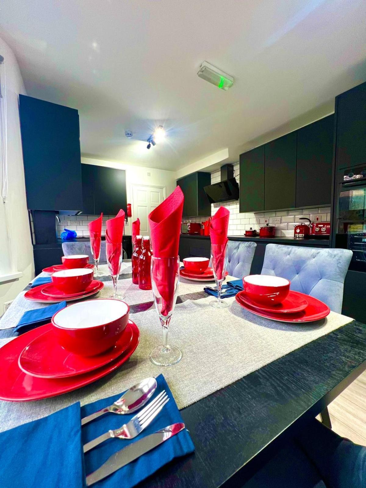 فيلا Stratford City - Luxe House With Garden لندن المظهر الخارجي الصورة